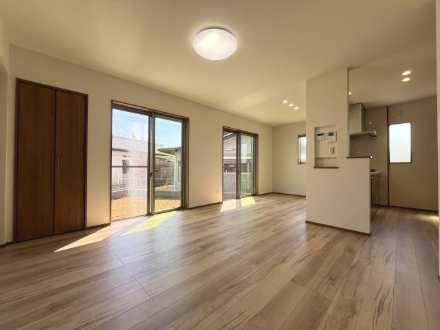 【居間・リビング】 | 熊谷市小島第1期　クライン　新築戸建　全1棟　1号棟