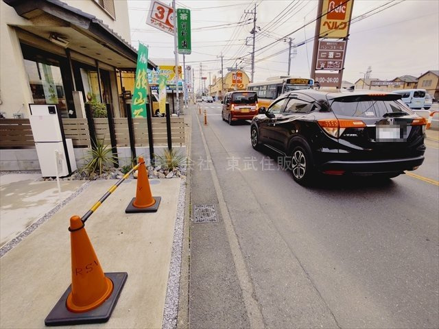 【前面道路含む現地写真】の画像