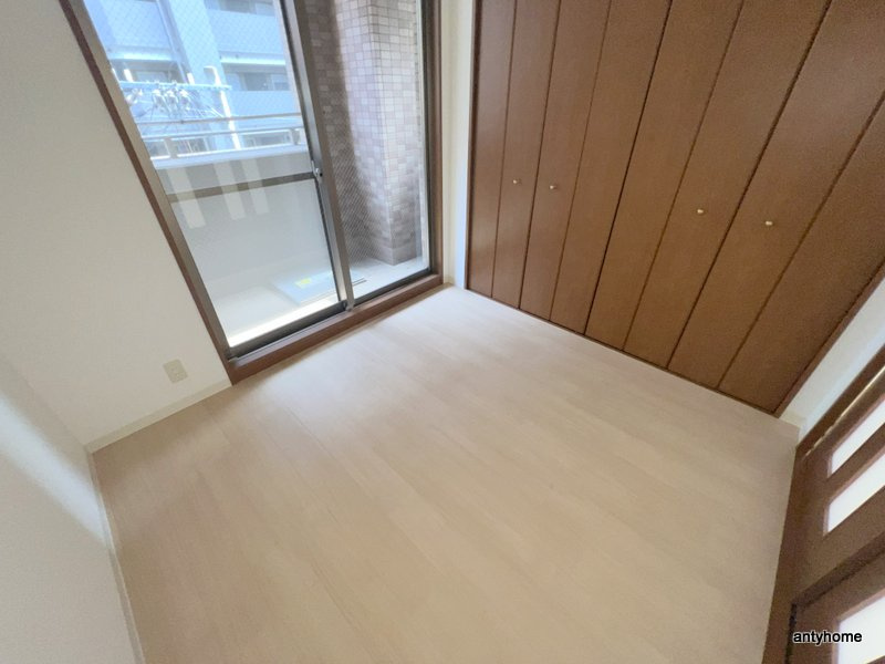 福島プライマリーワン　仲介手数料無料の洋室