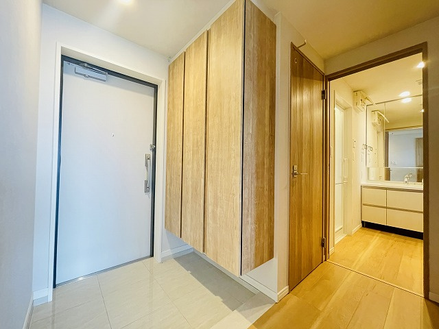 【玄関】 | ベルヴィ香椎六番館