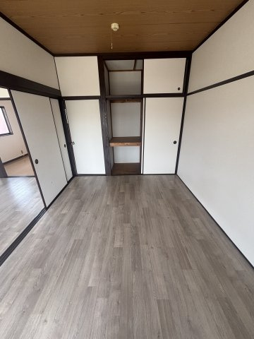 東空荘の洋室