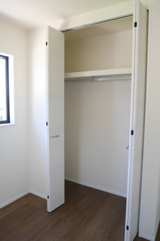 筑前町依井　新築戸建　4号棟　一建設の収納