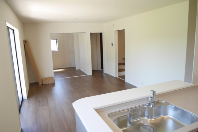 筑前町依井　新築戸建　4号棟　一建設の居間・リビング