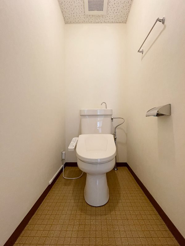 フィールド南町のトイレ|ゆったりとした空間のトイレです