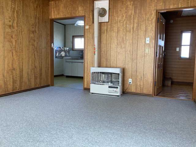 【商談中】網走市駒場北4丁目戸建の居間・リビング