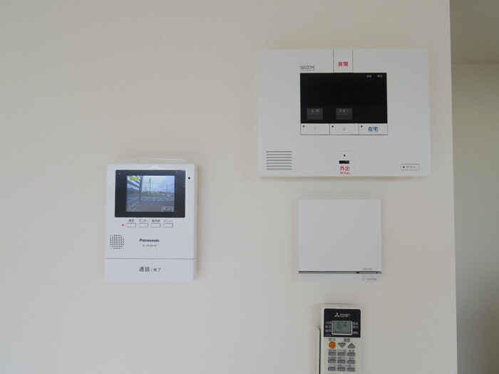 グリーンヴィレッジのセキュリティ|SECOMホームセキュリティ搭載・録画機能付きTVインターホン