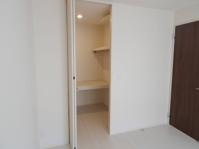 グリーンヴィレッジの収納|ウォークインクローゼット