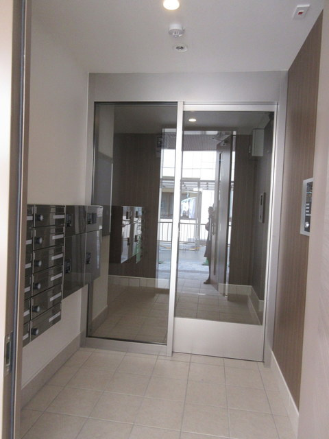 ソルクレストのエントランス|★オートロック対応★