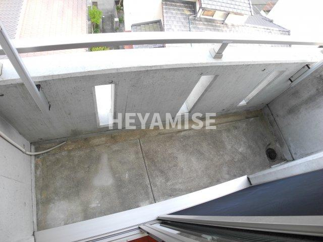 ティーズ・ヴィラのバルコニー|同間取りの別号室の写真です。