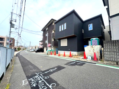 【外観】 | madre court丈六 | マリンホーム施工！耐震等級3！ZEH水準の省エネ住宅！南海高野線「北野田」駅まで徒歩10分。幼稚園や小学校、公園も身近に。