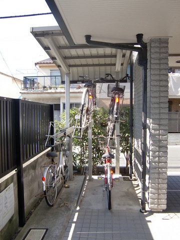 グランペールのその他共用部分|★エントランス内駐輪場★