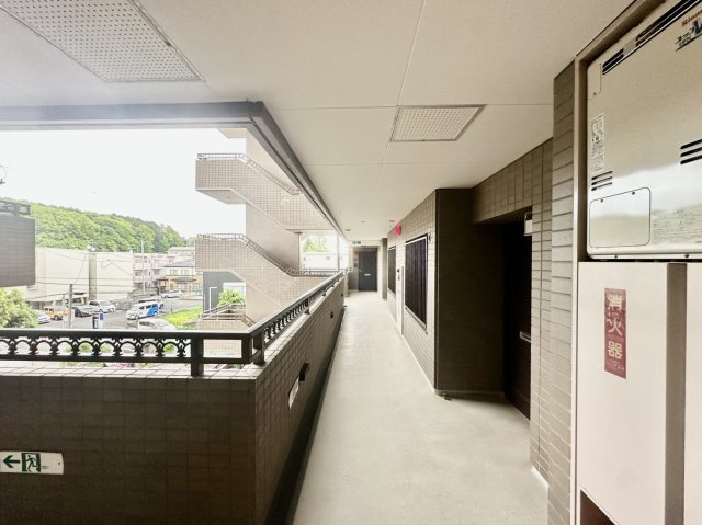 パストラルハイム上杉のその他共用部分|住戸階廊下