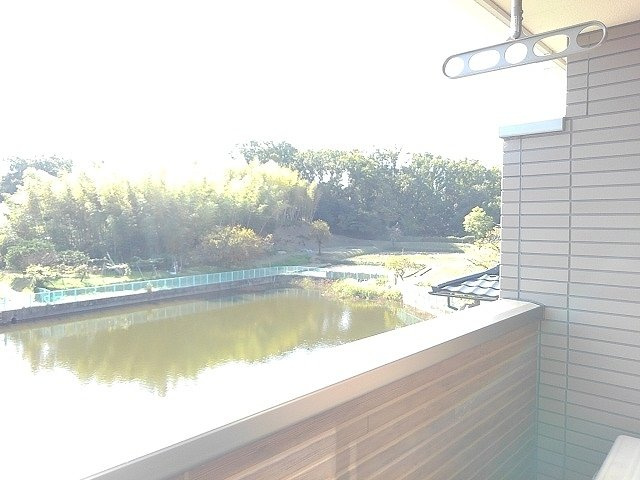 アルドール郡山のバルコニー
