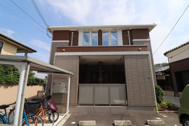 アルドール郡山の外観