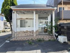 松山市鷹子町　診療所向けの外観
