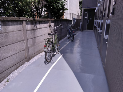 【駐車場】 | ジョリーメゾン高松　14696 | 敷地内に自転車置き場があります(^^)/