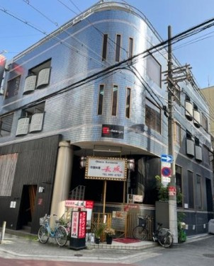 e-design bldgの外観