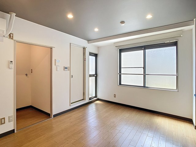 アイビス武蔵の居間・リビング