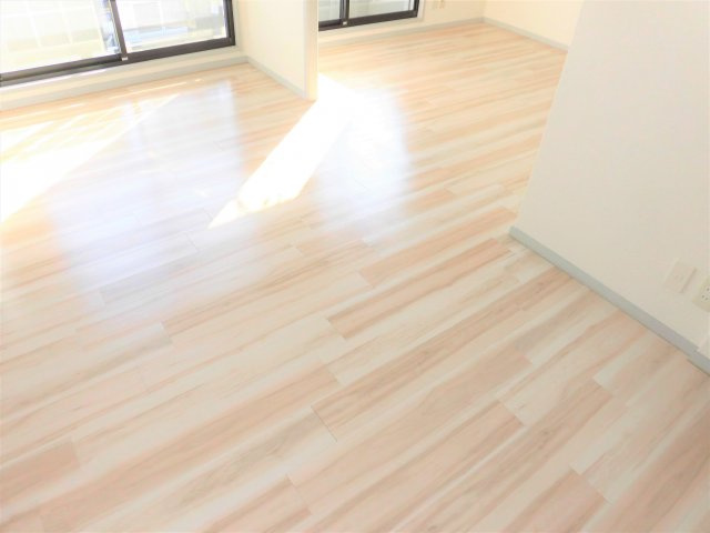 サンビレッジ築捨の居間・リビング|イメージ写真