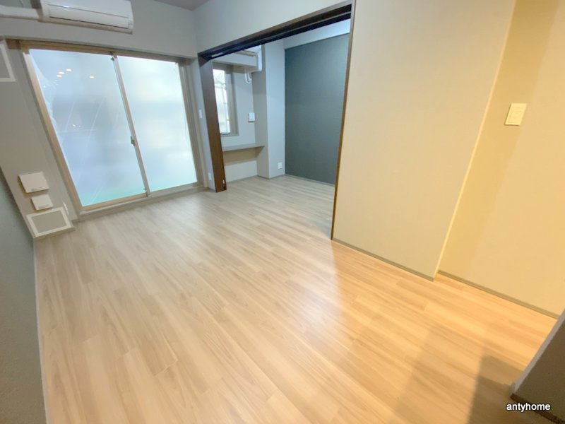 スプランディッド江坂III 仲介手数料無料の洋室