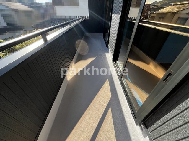 吾川郡いの町枝川　新築戸建てのバルコニー