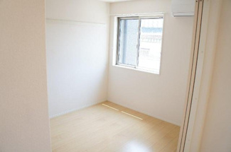 【寝室】 | サンエリーハイム | 寝室（イメージ）