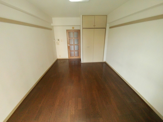 メゾンフレールの居間・リビング