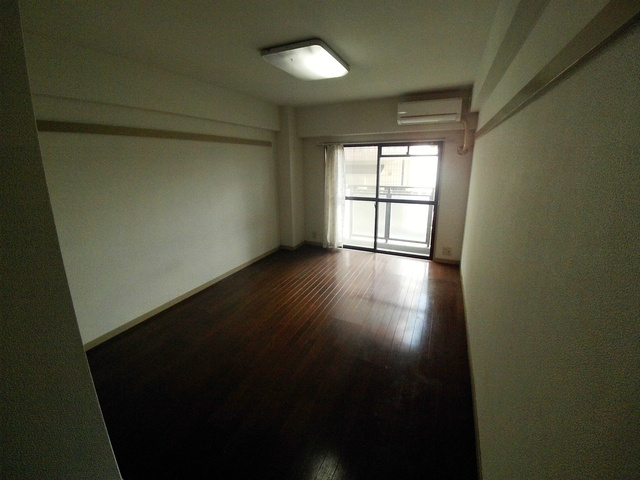 メゾンフレールの洋室