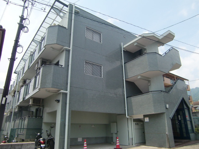 メゾンフレールの外観