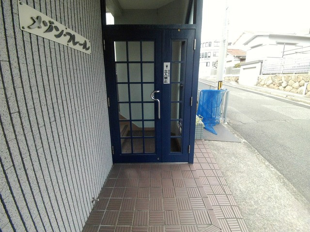 メゾンフレールのエントランス