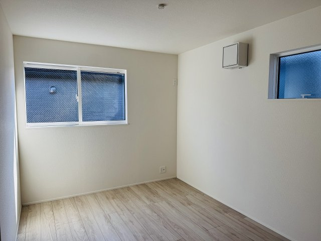 八王子市　台町　新築一戸建て　２４ー２期の子供部屋|～2階6.0帖の洋室　2面採光で風通しの良いお部屋です～