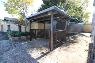  | ロイヤルガーデン砺波Ⅱ　Ｂ