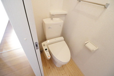 【トイレ】 | ロイヤルガーデン砺波Ⅱ　Ｂ