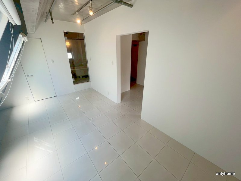 創空KYUTARO　仲介手数料無料の居間・リビング