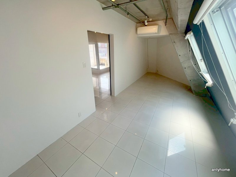 創空KYUTARO　仲介手数料無料の洋室