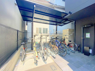 【その他共用部分】 | pablo観音本町Ⅰ | 駐輪場には屋根がついているので雨の日も安心です！