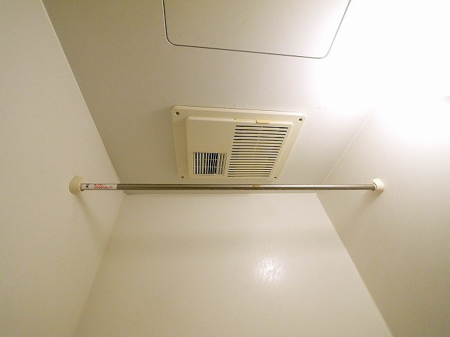 レオパレスクレール　ヨシノの設備|お風呂には浴室乾燥機が付いております。