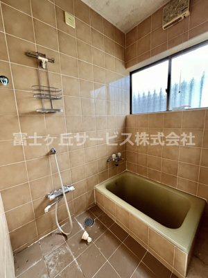 【浴室】 | 磐田市海老島　平屋中古住宅 | 日々の暮らしに欠かせないお風呂です