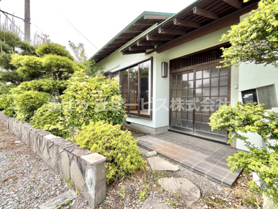 【エントランス】 | 磐田市海老島　平屋中古住宅 | 和の趣あるエントランスです