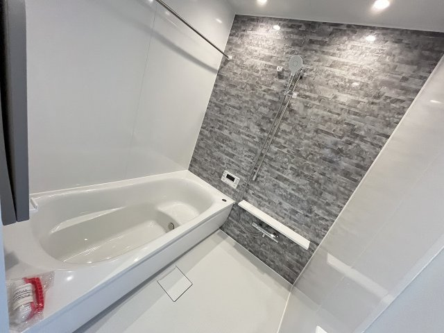 【浴室】 | 福岡市早良区野芥6丁目BH　1号地（全1棟）【仲介手数料無料・0円】 | 現地写真。浴室です。