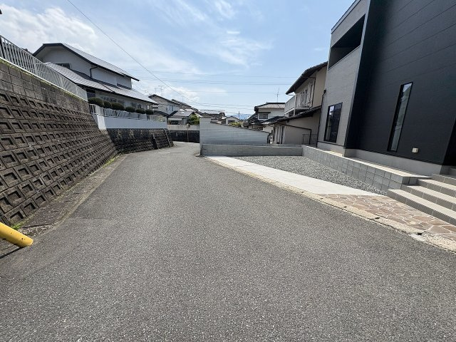 【その他】 | 福岡市早良区野芥6丁目BH　1号地（全1棟）【仲介手数料無料・0円】 | 現地写真。前面道路です。