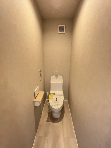 【トイレ】 | 福岡市早良区野芥6丁目BH　1号地（全1棟）【仲介手数料無料・0円】 | 現地写真。2階にもトイレです。