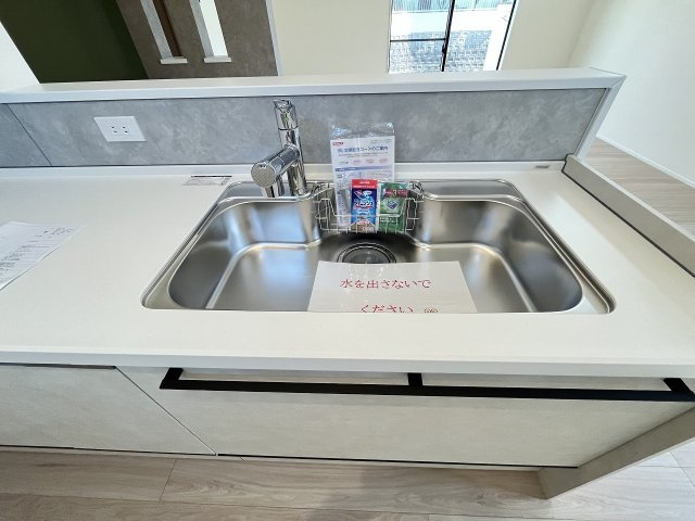 【キッチン】 | 福岡市早良区野芥6丁目BH　1号地（全1棟）【仲介手数料無料・0円】 | 現地写真。