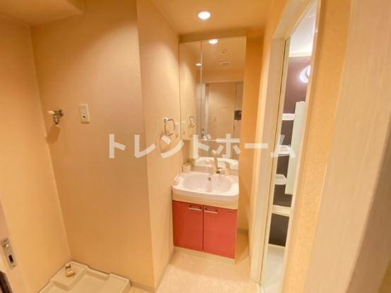 エスリード弁天町南の独立洗面台|選べる家電プランあり！！