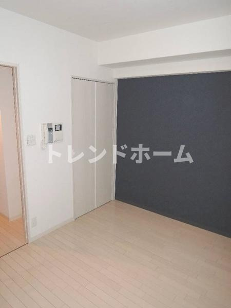 エスリード弁天町南の居間・リビング|選べる家電プランあり！！