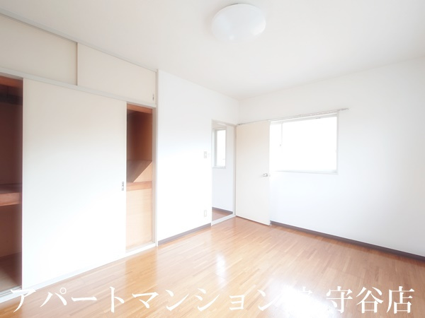 ハイネスハイムBの寝室