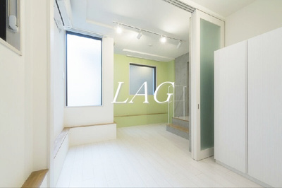 【居間・リビング】 | SOU西小山 | 洋室のお部屋です。