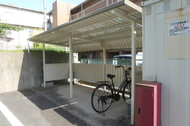 フローレ水江のその他共用部分|自転車置き場