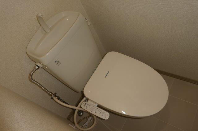 フローレ水江のトイレ|ウォシュレット