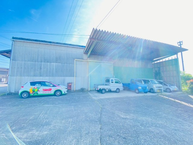岡町貸倉庫